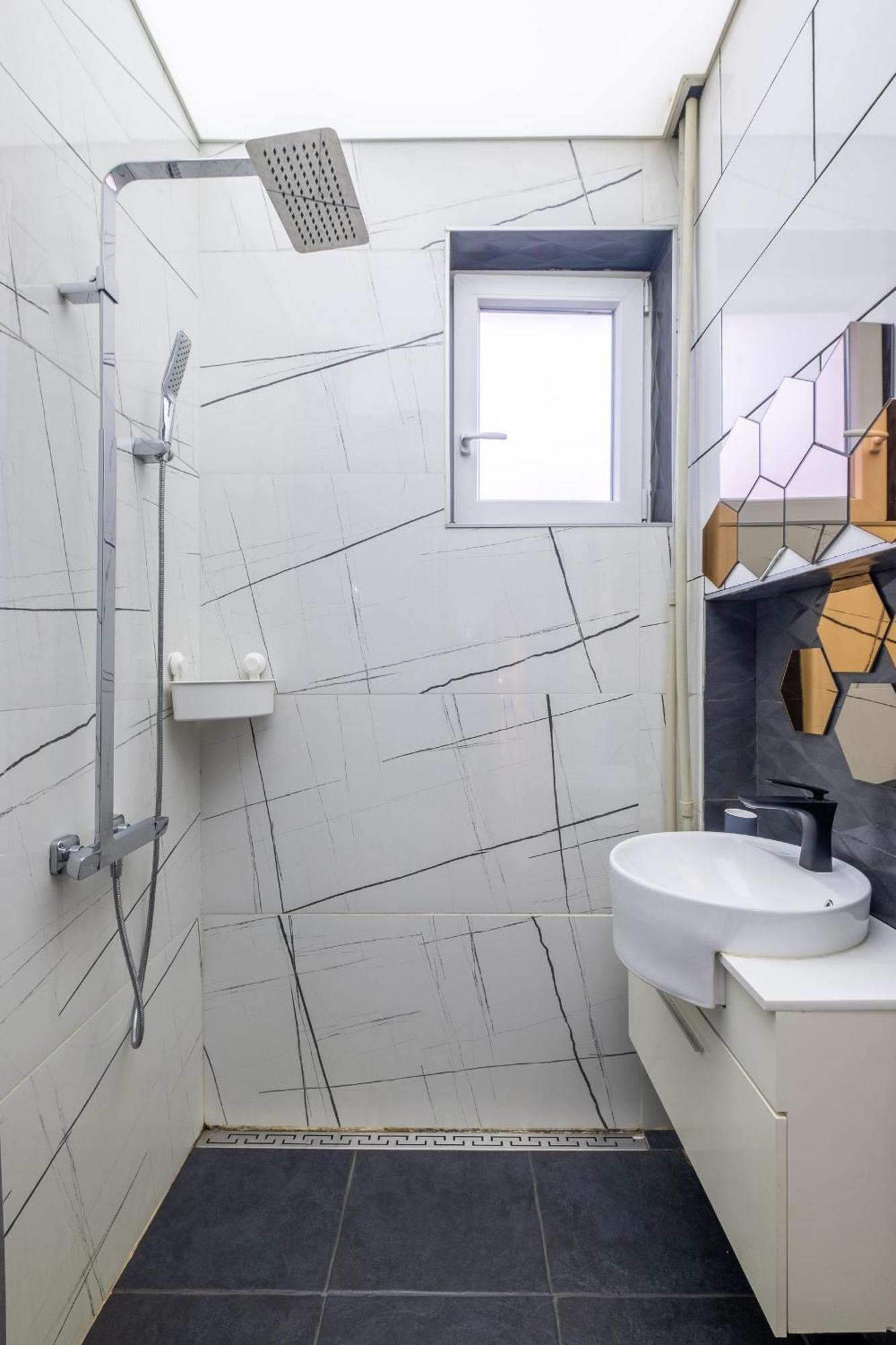 Modern , Spacious 2Br Apartment In Top Center โซเฟีย ภายนอก รูปภาพ