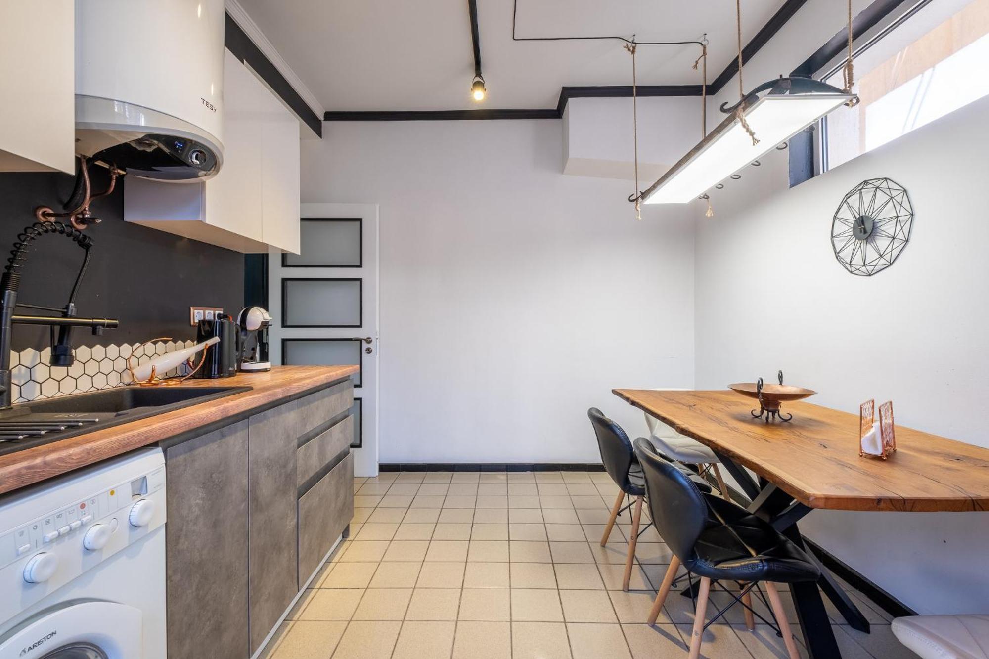 Modern , Spacious 2Br Apartment In Top Center โซเฟีย ภายนอก รูปภาพ